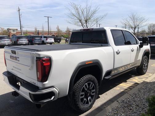 2021 GMC Sierra 2500 AT4