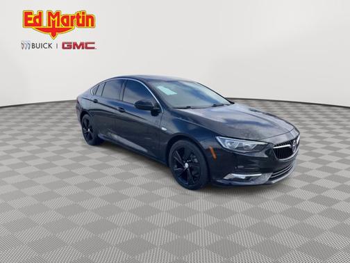 2020 Buick Regal Sportback Essence