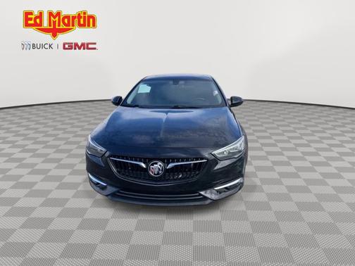 2020 Buick Regal Sportback Essence