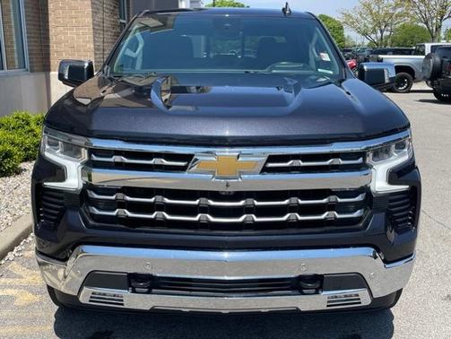 Dark Ash Metallic 2022 Chevrolet Silverado 1500 LTZ