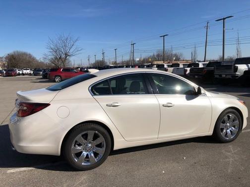 White Diamond Pearl 2015 Buick Regal Turbo Premium II