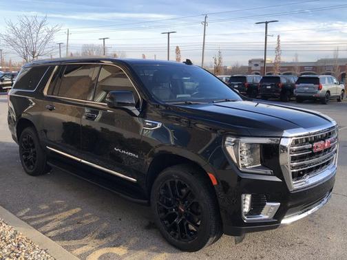 2022 GMC Yukon XL SLT