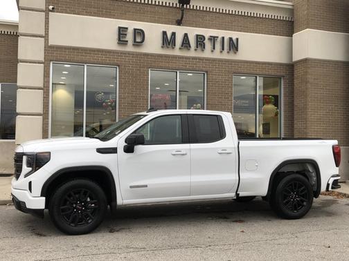 2023 GMC Sierra 1500 Elevation