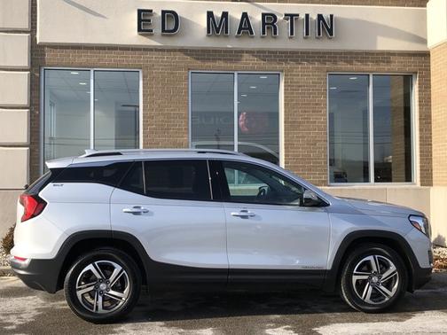 2021 GMC Terrain SLT