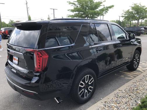 2024 GMC Yukon AT4