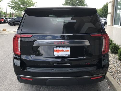 2024 GMC Yukon AT4