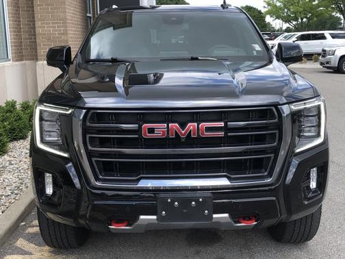 2024 GMC Yukon AT4