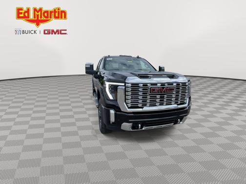 2025 GMC Sierra 3500 Denali