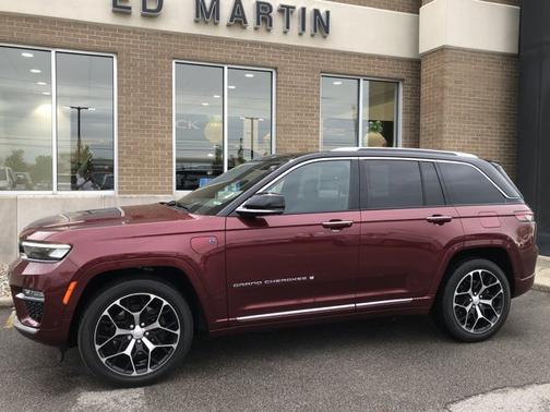 2022 Jeep Grand Cherokee 4xe Summit Reserve