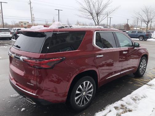 2023 Chevrolet Traverse Premier