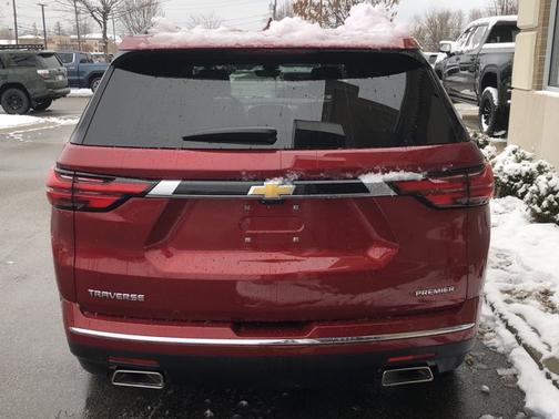 2023 Chevrolet Traverse Premier