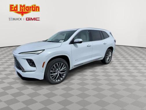 Iridescent White Tricoat 2026 Buick Enclave Avenir