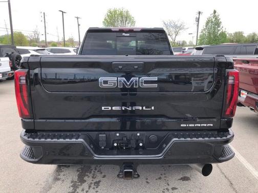 Onyx Black 2024 GMC Sierra 3500 Denali