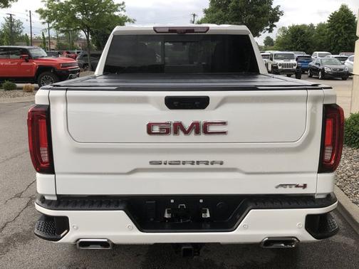 2022 GMC Sierra 1500 AT4