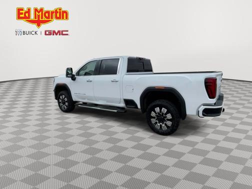2025 GMC Sierra 3500 Denali