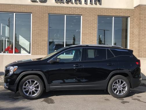 2022 GMC Terrain SLT
