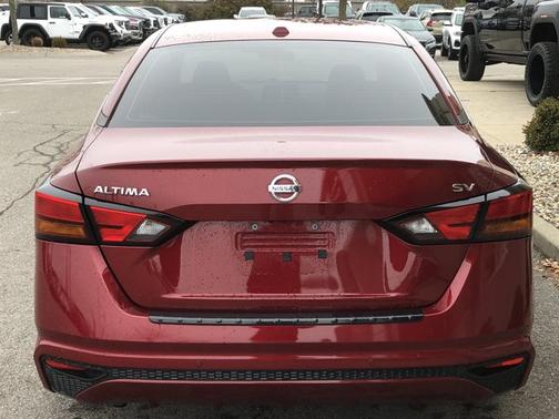 2022 Nissan Altima 2.5 SV