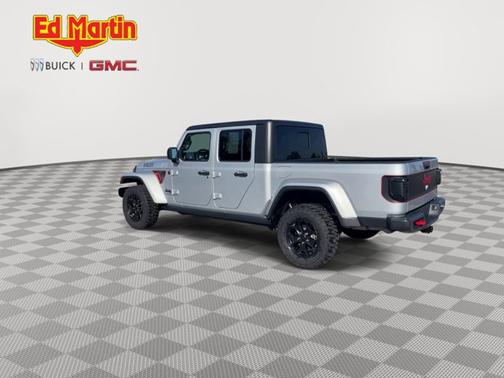 2022 Jeep Gladiator Willys