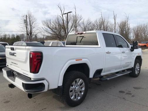 Summit White 2024 GMC Sierra 3500 Denali