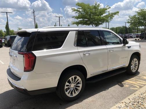 2021 GMC Yukon SLT