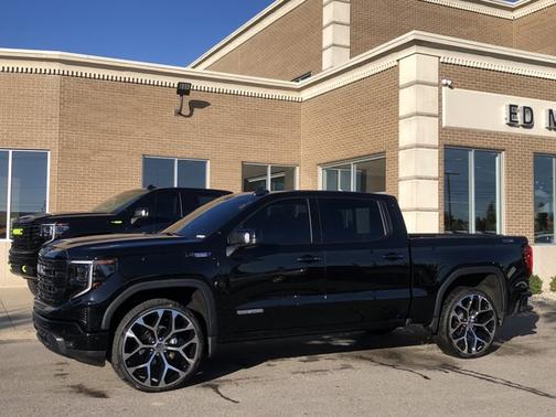 2025 GMC Sierra 1500 Elevation