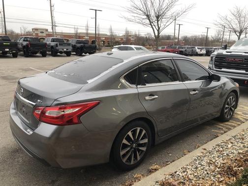 2017 Nissan Altima 2.5 SV