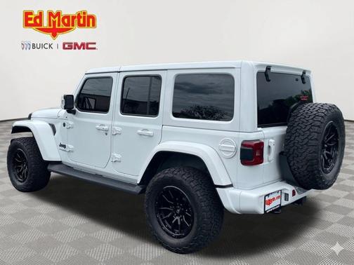 Bright White Clearcoat 2022 Jeep Wrangler Unlimited High Altitude