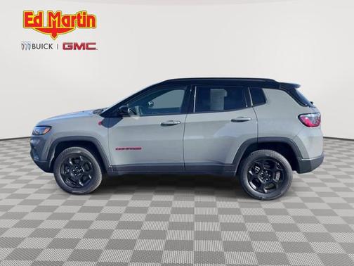 Sting-Gray Clearcoat 2024 Jeep Compass Trailhawk