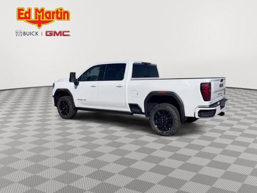 2025 GMC Sierra 2500 AT4