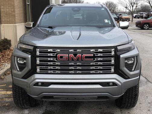 2024 GMC Canyon 4WD Denali