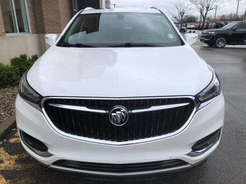 White Frost Tricoat 2019 Buick Enclave Essence