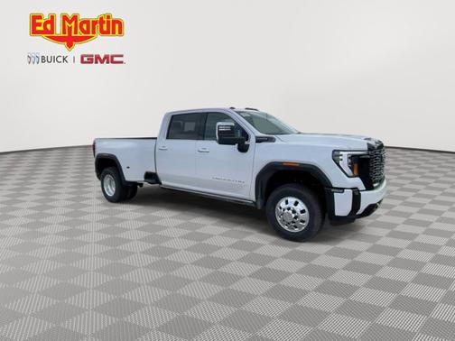2025 GMC Sierra 3500 Denali