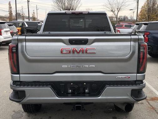 2024 GMC Sierra 2500 AT4