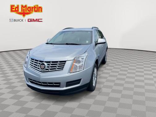Radiant Silver Metallic 2016 Cadillac SRX Standard