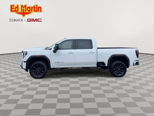 2025 GMC Sierra 3500 AT4