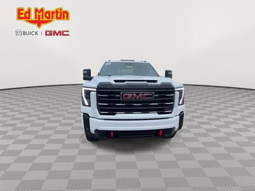 2025 GMC Sierra 3500 AT4