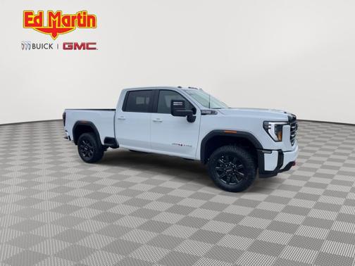 2025 GMC Sierra 3500 AT4