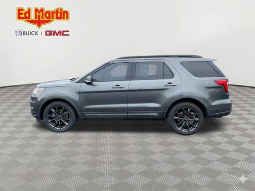 Magnetic 2019 Ford Explorer XLT