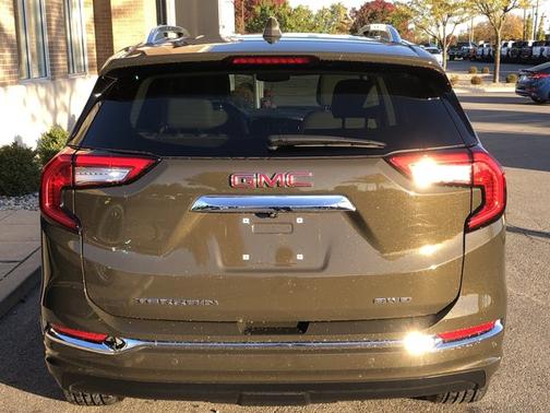 2023 GMC Terrain Denali
