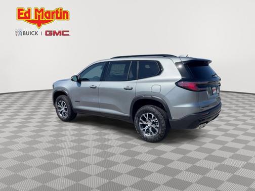 2026 GMC Acadia AWD AT4