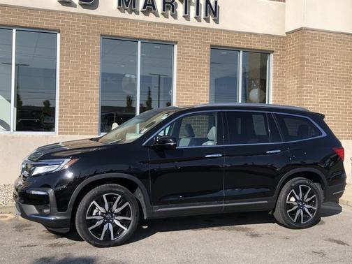 2019 Honda Pilot Touring 8-Passenger