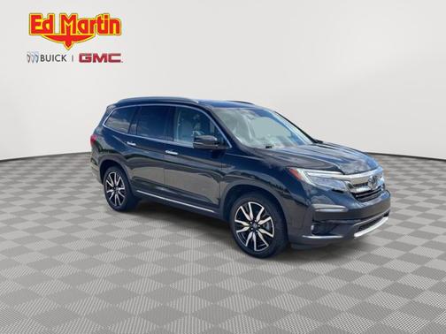 2019 Honda Pilot Touring 8-Passenger