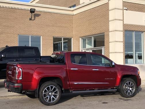 2022 GMC Canyon 4WD Denali