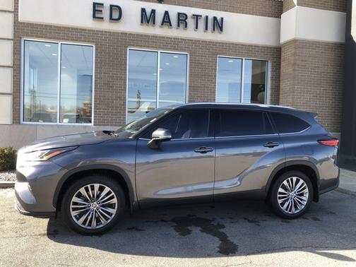 2021 Toyota Highlander Platinum