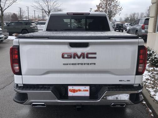 2026 GMC Sierra 1500 SLE