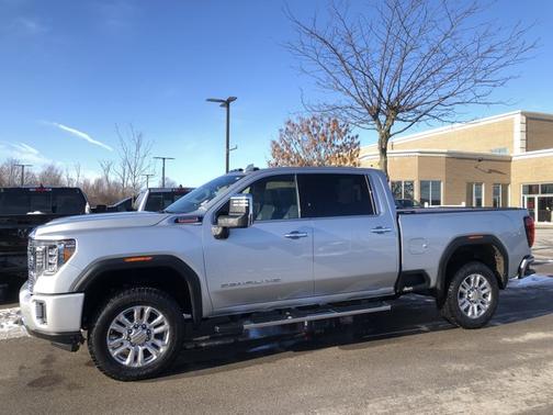 2023 GMC Sierra 2500 Denali