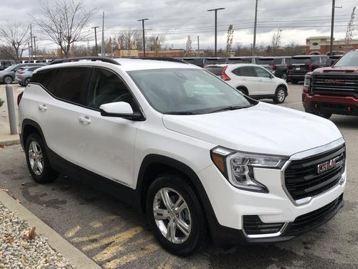 2022 GMC Terrain SLE