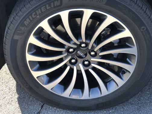 2020 Lincoln Aviator Reserve AWD