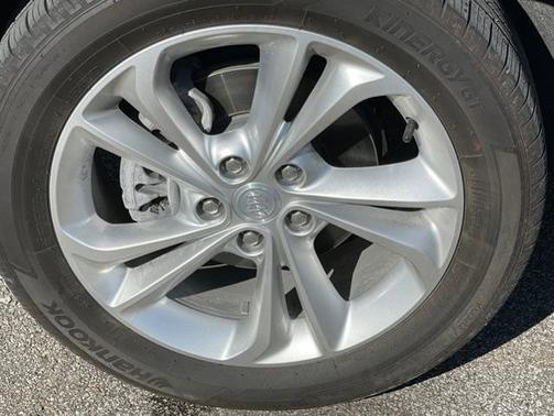 Moonstone Gray Metallic 2023 Buick Encore GX Preferred
