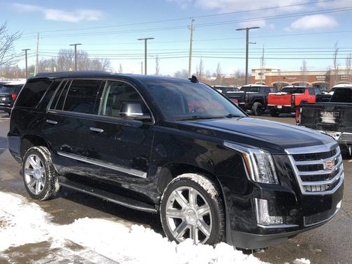 2019 Cadillac Escalade Luxury